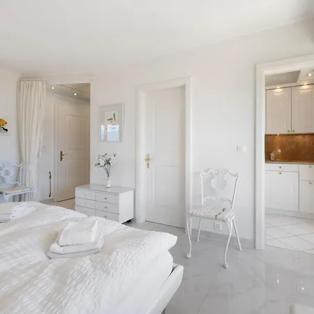 Marigny Dent-blanche 9-8 By Interhome Apartman